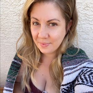 Meet your Posher, Karissa